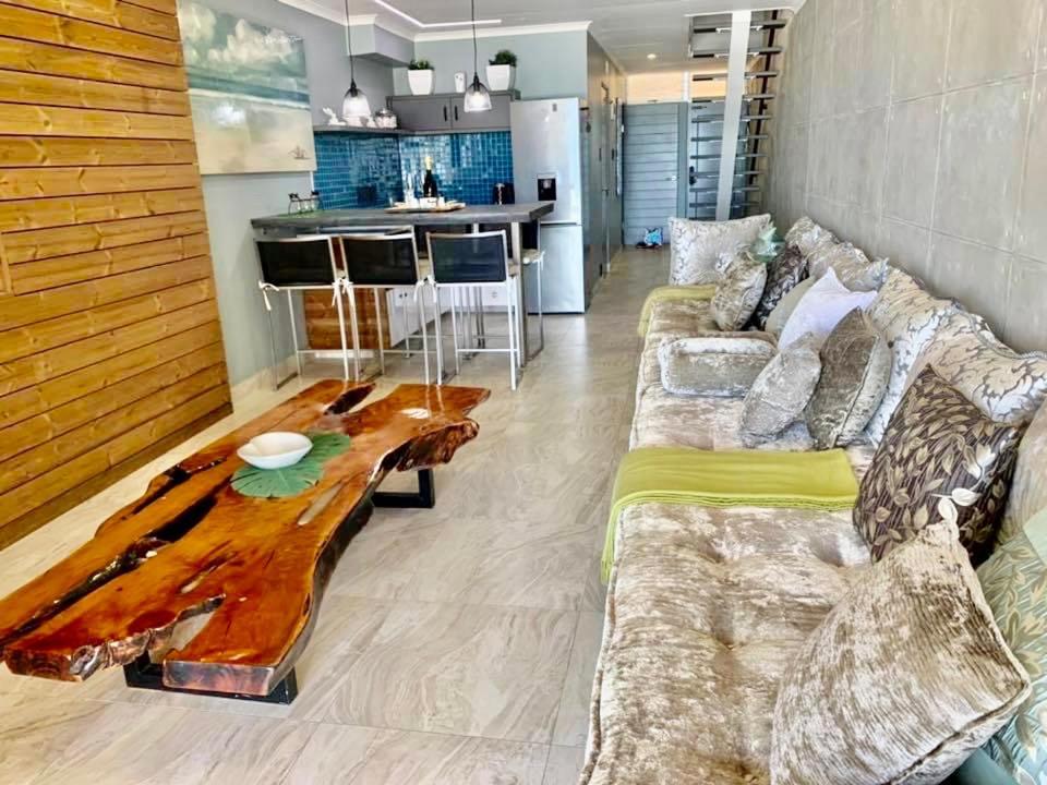 Sea Front Designer Apartment Μπαλίτο Εξωτερικό φωτογραφία